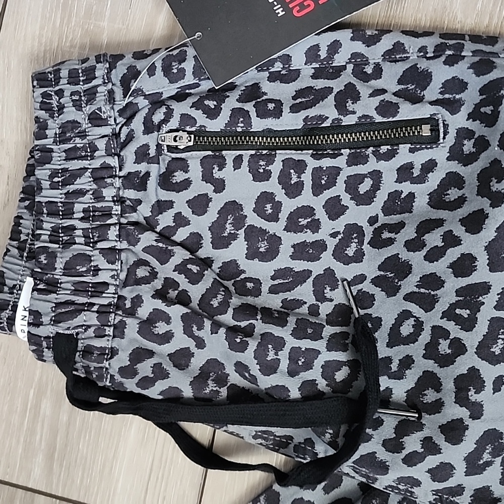Hi-Rise jogger pants - Picture 5 of 15